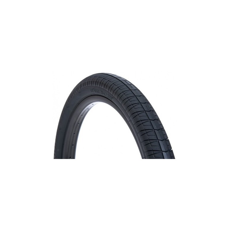 SALT Cubierta Strike Negra 18″x2.2″